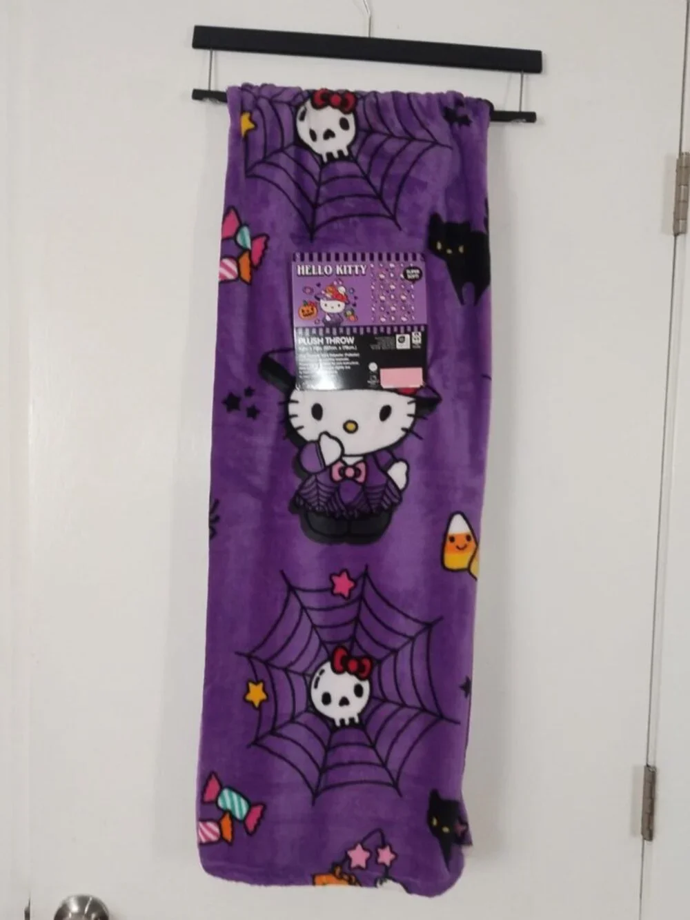 Hello Kitty Halloween Purple Throw Blanket Spiderweb NWT